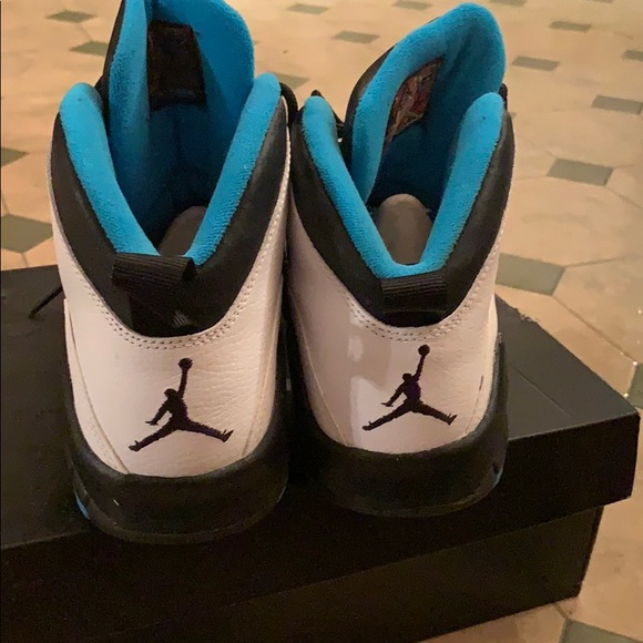 Powder Blue Retro 10 Jordan - Picture 3 of 4